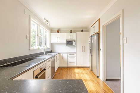 Photo of property in 162 Aokautere Drive, Fitzherbert, Palmerston North, 4410