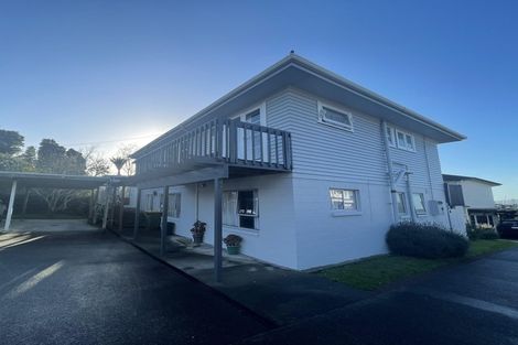 Photo of property in 377 East Coast Road, Mairangi Bay, Auckland, 0630