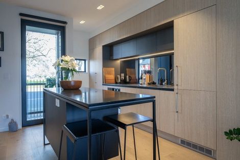 Photo of property in 3/33 Kilmore Street, Christchurch Central, Christchurch, 8013