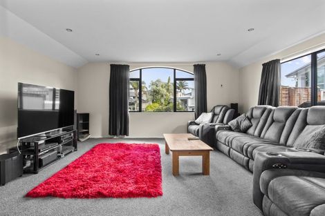 Photo of property in 24 Roderick Place, Rototuna, Hamilton, 3210