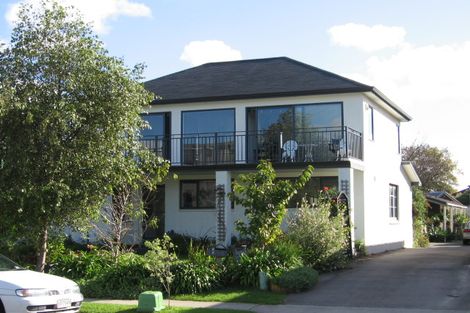 Photo of property in 2/15 Hostel Access Road, Eastern Beach, Auckland, 2012