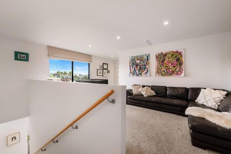 Photo of property in 19 Liquidambar Drive, Hobsonville, Auckland, 0616