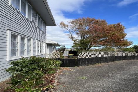 Photo of property in 32 Essex Street, Te Atatu South, Auckland, 0610