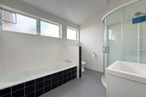 Photo of property in 1/29 Parkvale Road, Karori, Wellington, 6012