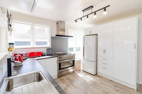 Photo of property in 4 Crewe Street, Pahiatua, 4910