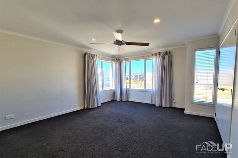 Photo of property in 30 Kanuka Road, Hobsonville, Auckland, 0616