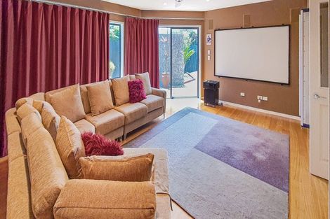 Photo of property in 84 Clovelly Road, Bucklands Beach, Auckland, 2012