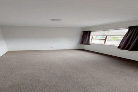 Photo of property in 54 Makora Road, Massey, Auckland, 0614