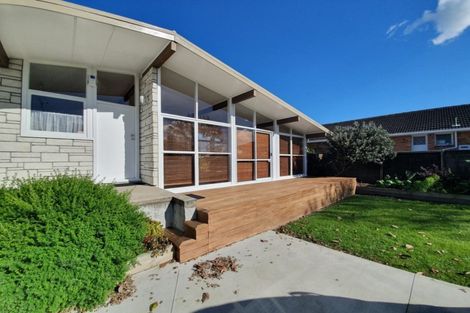 Photo of property in 97 Pakuranga Road, Pakuranga, Auckland, 2010