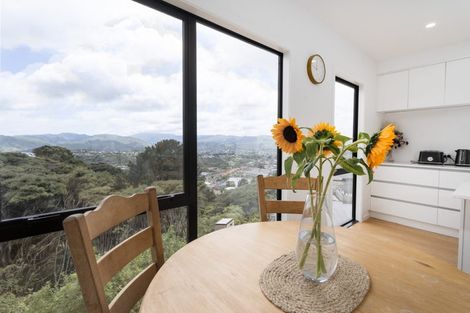 Photo of property in 9 Topsail Way, Whitby, Porirua, 5024