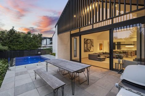 Photo of property in 27 Idris Road, Fendalton, Christchurch, 8052