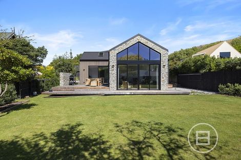Photo of property in 6 Heuchan Lane, Wanaka, 9305