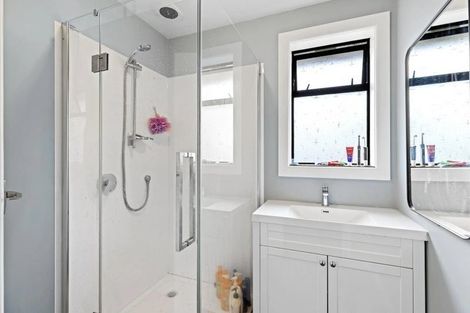 Photo of property in 42 Attlee Crescent, Bryndwr, Christchurch, 8053