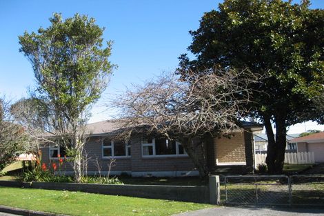 Photo of property in 6 Arum Road, Karoro, Greymouth, 7805