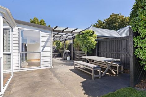 Photo of property in 80 Northcote Road, Northcote, Christchurch, 8052
