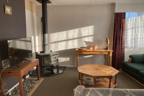 Photo of property in 41 Seymour Street, Waitara, 4320