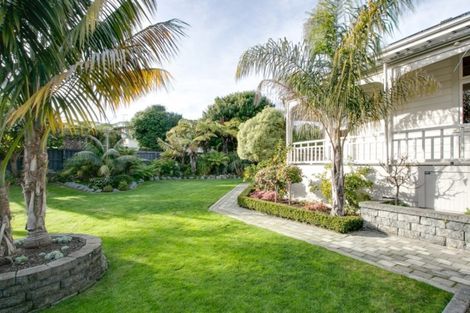 Photo of property in 29 Cameron Road, Bluff Hill, Napier, 4110