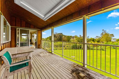 Photo of property in 87 M Greenwood Road, Leigh, 0972