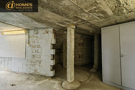 Photo of property in 35 Schnapper Rock Road, Greenhithe, Auckland, 0632