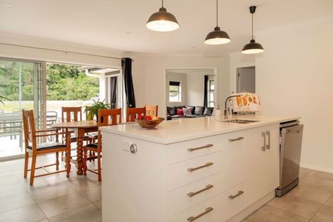 Photo of property in 17 Alf Simpson Drive, Whitianga, 3510