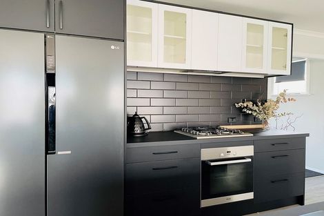 Photo of property in 53 Power Street, Levin, 5510