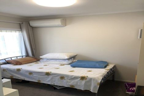 Photo of property in 194 Bleakhouse Road, Mellons Bay, Auckland, 2014