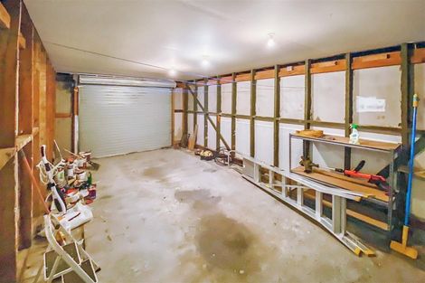 Photo of property in 23 Robinson Avenue, Holdens Bay, Rotorua, 3010