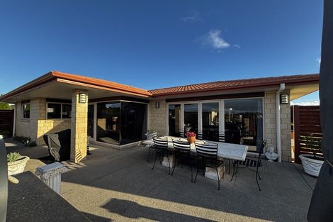 Photo of property in 58 Karamea Street, Whalers Gate, New Plymouth, 4310