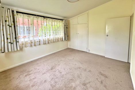 Photo of property in 575 East Coast Road, Browns Bay, Auckland, 0630