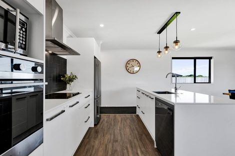 Photo of property in 38 County Drive, Hawera, 4610