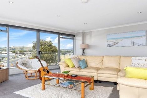 Photo of property in 898 Papamoa Beach Road, Papamoa Beach, Papamoa, 3118