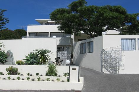 Photo of property in 3/70 Churchill Road, Murrays Bay, Auckland, 0630