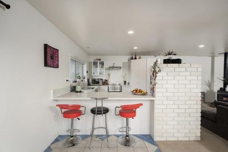 Photo of property in 90 Evans Road, Papamoa Beach, Papamoa, 3118