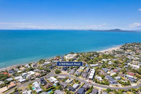 Photo of property in 1/318 Beach Road, Campbells Bay, Auckland, 0630