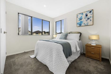 Photo of property in 11 Puruatanga Drive, Flat Bush, Auckland, 2019