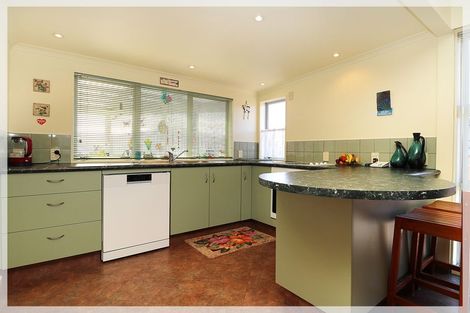 Photo of property in 23 Cook Street, Foxton, 4814