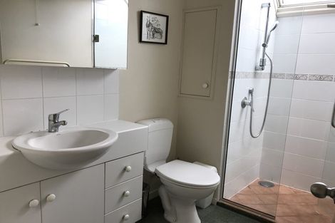 Photo of property in 2/271 Memorial Avenue, Burnside, Christchurch, 8053