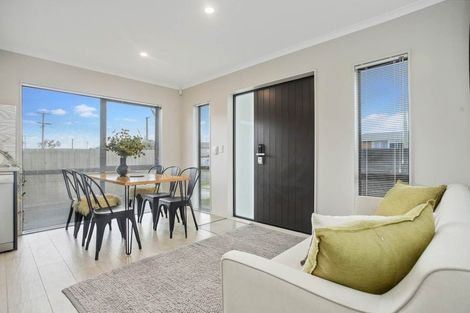 Photo of property in 16a James Street, Mangere East, Auckland, 2024