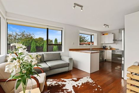 Photo of property in 42 Chedworth Avenue, Bishopdale, Christchurch, 8053