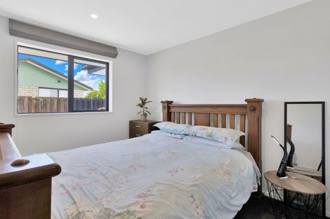 Photo of property in 33 Seadown Crescent, Amberley, 7410