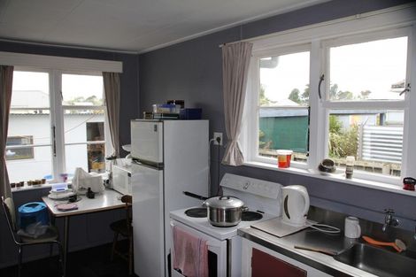 Photo of property in 43 Rintoul Street, Westport, 7825