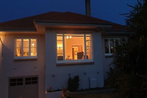 Photo of property in 6 Tarbett Road, Hillcrest, Hamilton, 3216