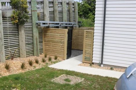 Photo of property in 1 Glen Evans Crescent, Fairfield, Lower Hutt, 5011