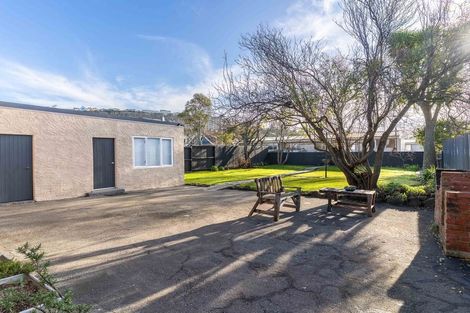 Photo of property in 362 Bay View Road, Saint Clair, Dunedin, 9012