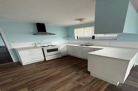 Photo of property in 3/1 Rebecca Rise, Weymouth, Auckland, 2103