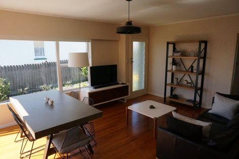 Photo of property in 1/23 Aramoana Avenue, Devonport, Auckland, 0624