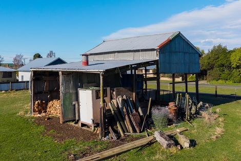 Photo of property in 15 Victoria Street, Waimate, 7924