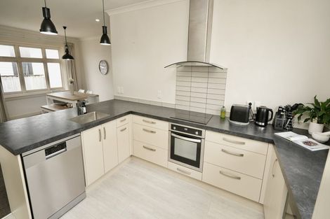 Photo of property in 52 Matipo Street, Takaro, Palmerston North, 4410