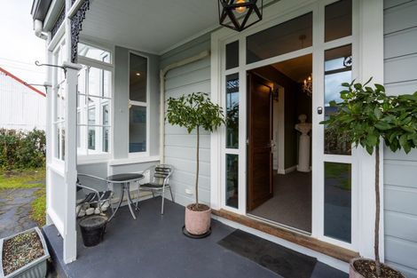 Photo of property in 26 Peel Street, Lawrence, 9532