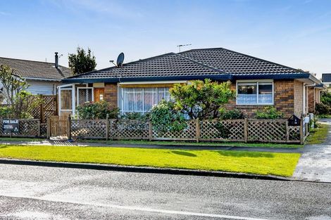 Photo of property in 1/39 Sackville Street, Fitzroy, New Plymouth, 4312